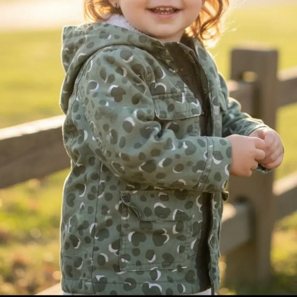 Girls Cat & Jack Green Leopard print long Sleeve Hooded Jacket Size 2T